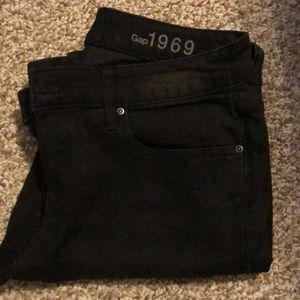 Gap Women’s Curvy Skinny Jeans
